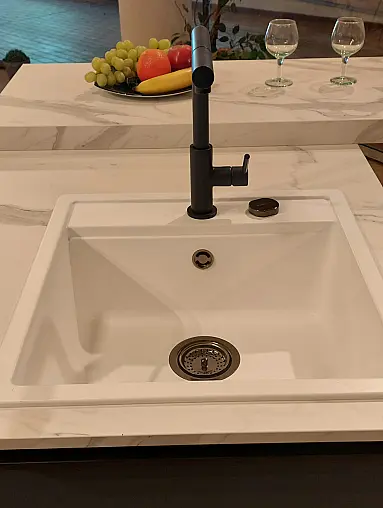 Musterküche Easytouch Fjordblau Modern mit Insel