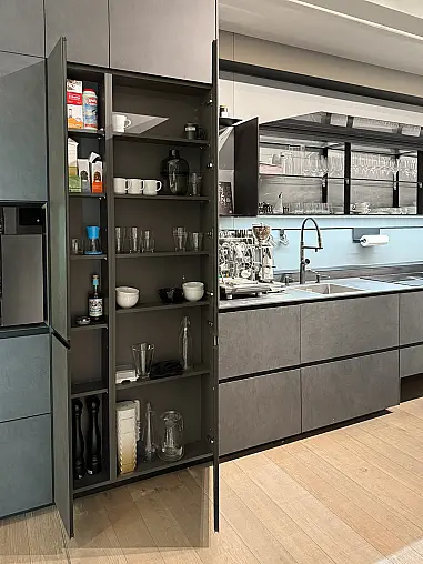Design Musterküche Iron Gray