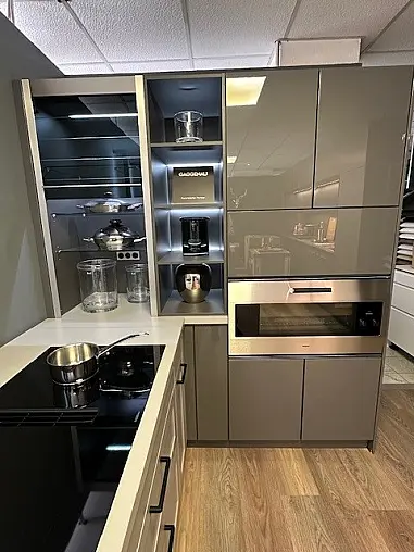 TOP Musterküche im trendigem Design
