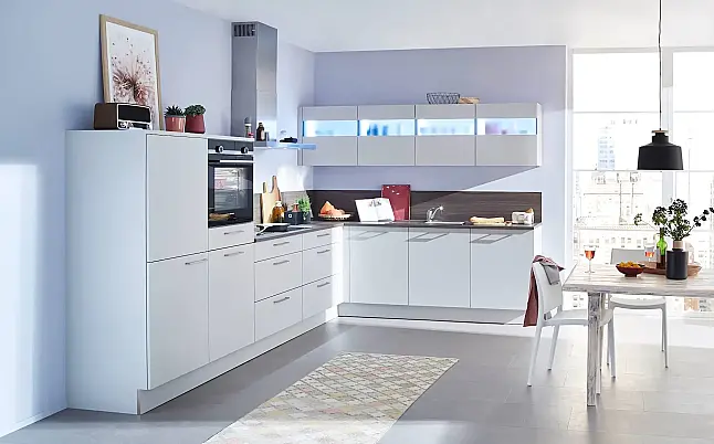 Familien L-Küche in einem modernen Look