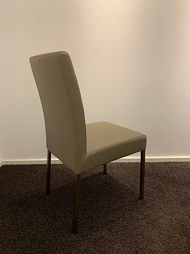 Dezenter Stuhl in Kunstleder Schlamm dunkel mit Edelstahl-Gestell- Preise reduziert!/H