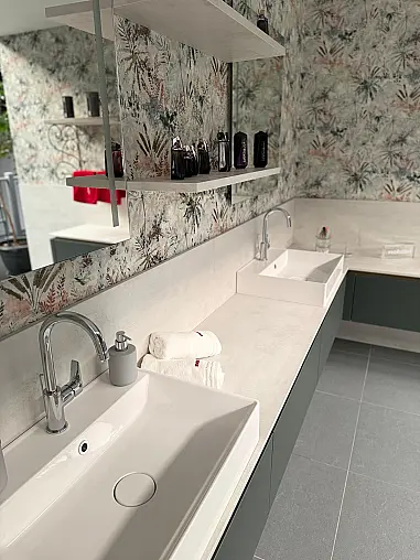 Badezimmerschränke Easytouch Mineralgrün ultramatt Badmöbel: Nobilia-Möbel von EKS Küchenstudio in Selfkant