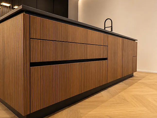 Design Küche Echtholzfurnier Nußbaum Furnier