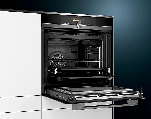 Backofen mit Mikrowelle