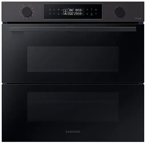 Einbau Backofen mit vielen Verschiedenen Funktionen und Warmhalter.