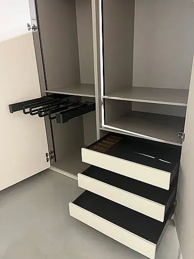 moderne Ankleide