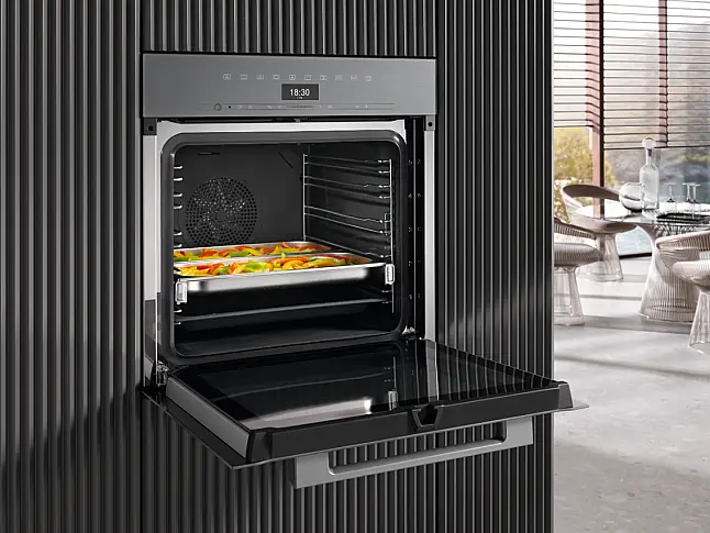 Dampfbackofen Obsidianschwarz