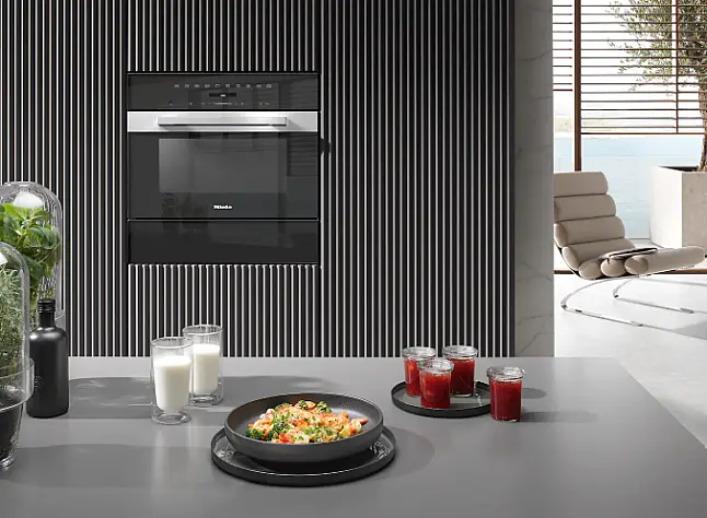 Einbau-Mikrowelle mit Grill – Ausstellungsgerät | Edelstahl CleanSteel