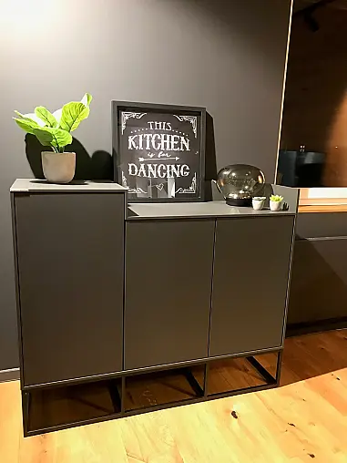 Next 125  Sideboard mit Framerack Sockelregal