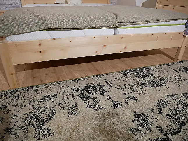 Schlafzimmer-Set Kleiderschrank, 2x Nachtkommde, Doppelbett, Kommode Ginevra