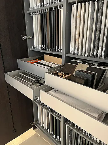 Kleiderschrank - Garderobenschrank