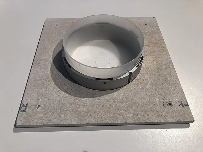 Deckenleuchte / Einbaustrahler