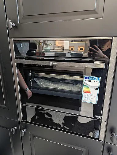 Neff Einbaubackofen mit Dampfgarer