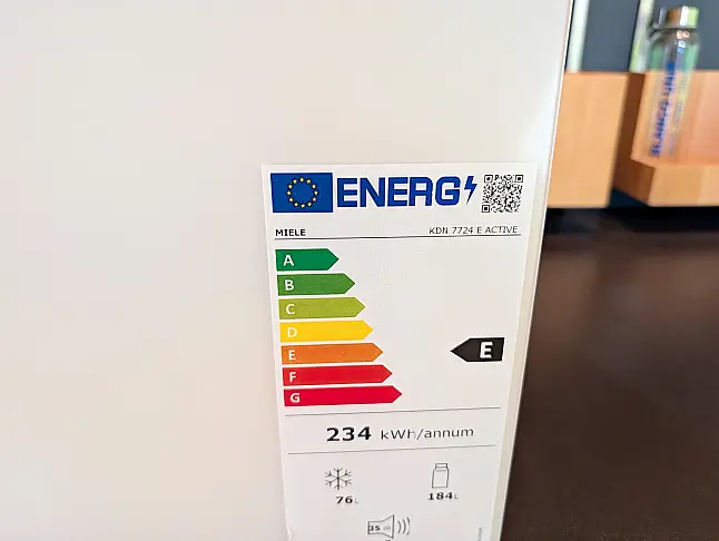 Linee in Erle natur geölt