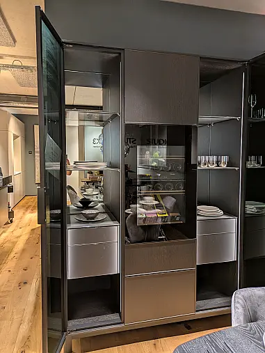 Wohnelement mit Weinkühlschrank