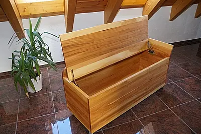 Rappelkiste die vielseitige  Truhe auf Rollen das Geschenk zu Weihnachten