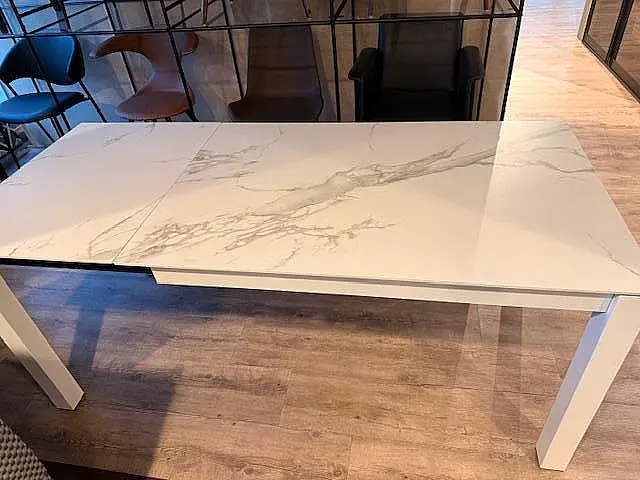 Dekton Esstisch verlängerbar