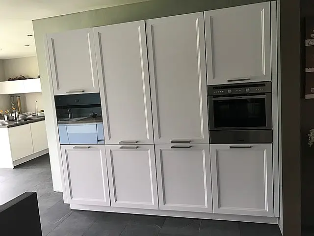 HOCHSCHRANK-BLOCK FRONTEN WARENDORF