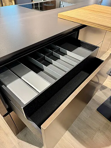 mit Miele/BORA Vollausstattung