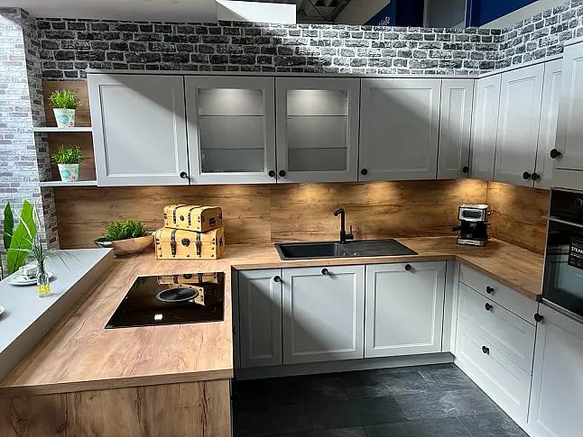 Moderne Landhausküche in zeitlosem Design G-Küche