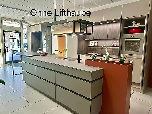 Zeitlose Eleganz in Sandgrau