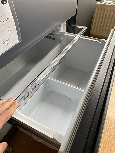 Midea MDRF705BIE70 French Door Kühlschrank 515 Liter | Total NoFrost | WLAN | Inverter Quattro Kompressor | Plasma Sterilisation | Perfect In Einbau-Design | Schwarz Glasfront
