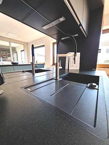 TALEA MIT SMARTGLAS UND RESOPAL