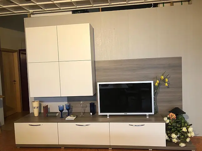 moderne Wohn-/Anbaukombination Kristall Mattlack