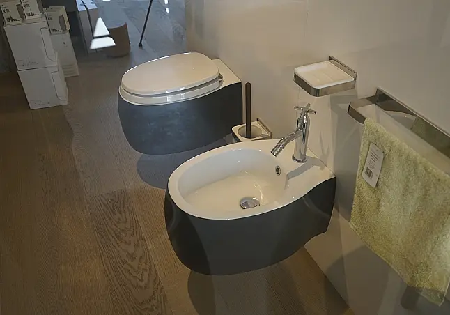 Italienisches Bidet aus Keramik von Agape