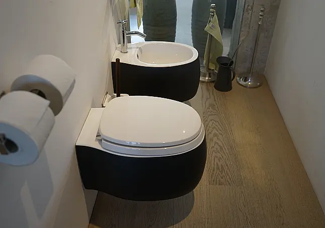 Italienisches Bidet aus Keramik von Agape
