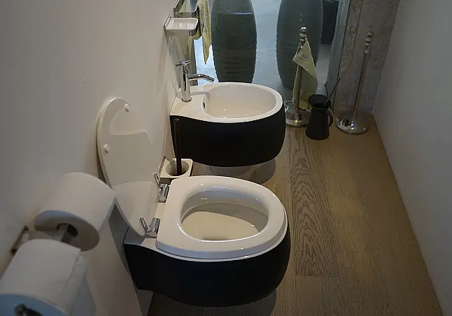Italienisches Bidet aus Keramik von Agape