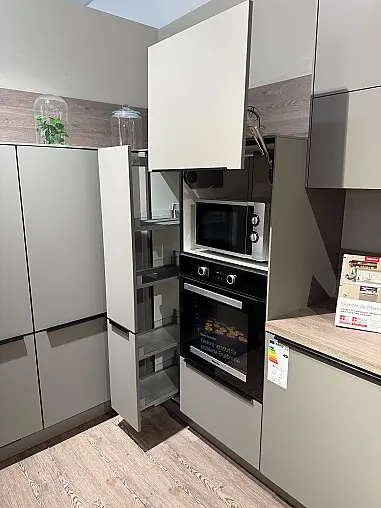 Nobilia Screen in Taupe-Grau inkl. Miele Geräte - Traumhaft -