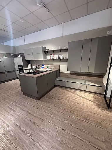 Nobilia Screen in Taupe-Grau inkl. Miele Geräte - Traumhaft -