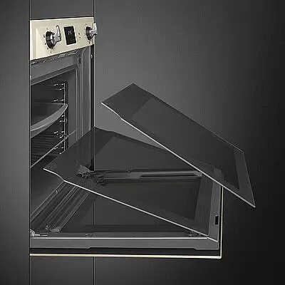 Backofen SMEG Pyrolyse Victoria Creme Galileo
