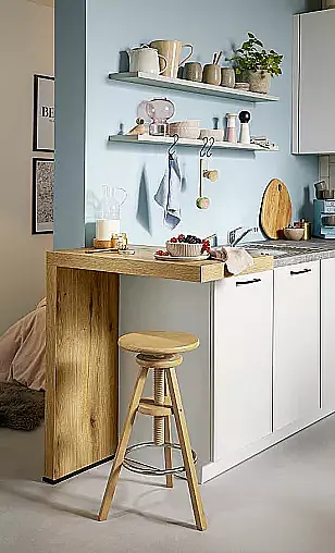 Gemütliche L-Küche in Kristallweiß matt