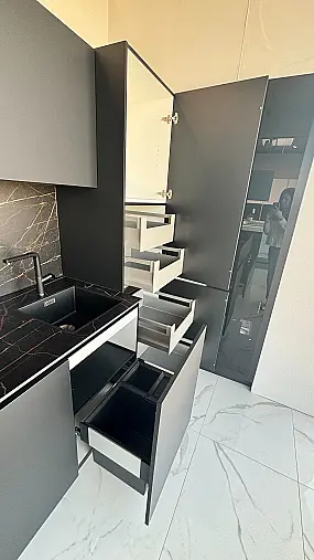 Koje 4