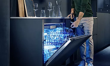 Geschirrspüler von Siemens mit der glassZone für Gläser