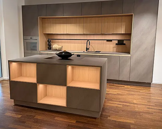 Exklusive Design-Küche - Moderne Eleganz im Passepartout-Stil mit Kochinsel - MK-5-EXKLUSIV