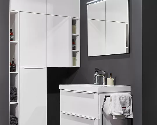 Exklusiver Waschtisch - Spiegel mit LED-Beleuchtung - Wandschränke und Regalelemente - Easytouch Alpinweiß ultramatt (Antifingerprint)