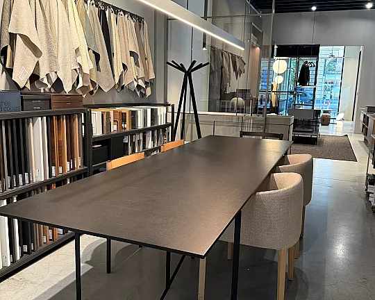MA/U Studios, Mikal Harrsen - T.T.A. Table