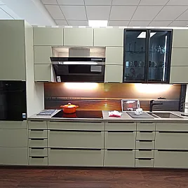 Küche im modernes Design, erstklassige Materialien und durchdachte Funktionalität für höchsten Kochkomfort.