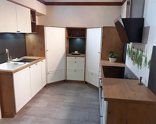 Moderne Landhausküche Weiß seidenmatt - Sophie