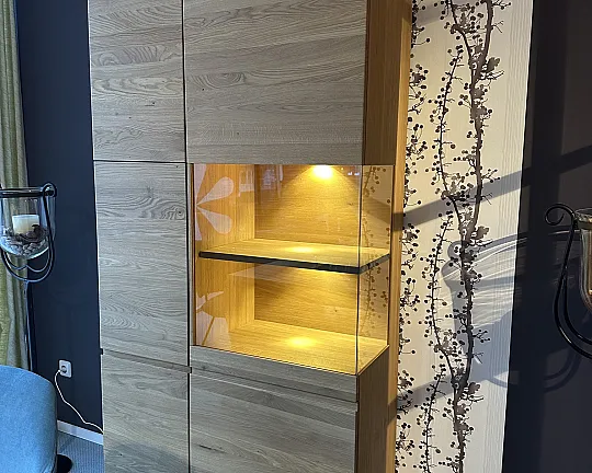 Vitrine - v-Plus 3000