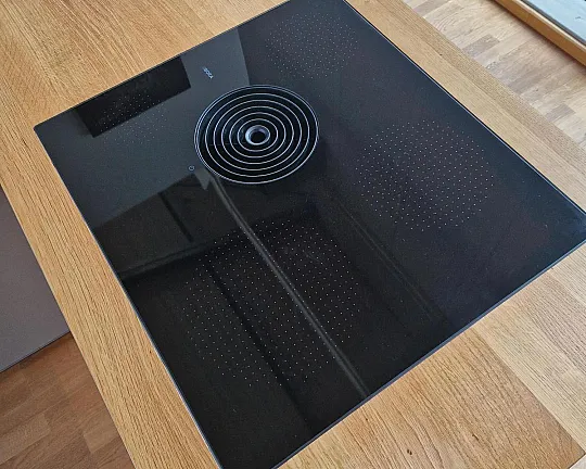 Bora S Pure Induktions-Kochfeld mit integriertem Kochfeldabzug - Umluft - PURSU