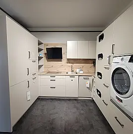 Hauswirtschaftsraum Nova K210 sandgrau