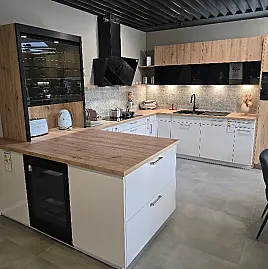 Pamploma 343 Moonlight grey  u. Sienna 149 Natural Oak