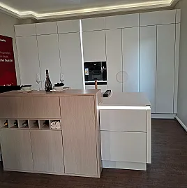 Exklusive Design-Ausstellungsküche | Nolte neo | Miele Geräte | sofort verfügbar