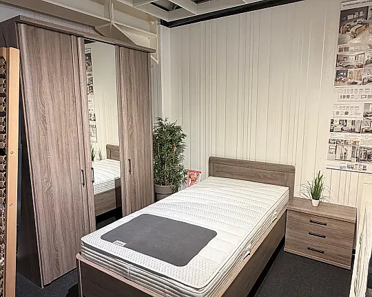 in Trüffeleiche - Wiemann Schlafzimmer
