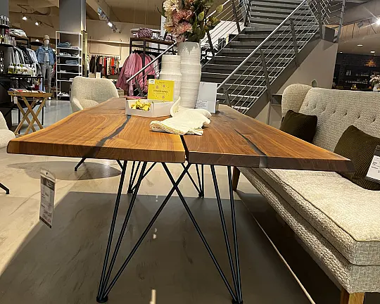 18Hundert - Esstisch