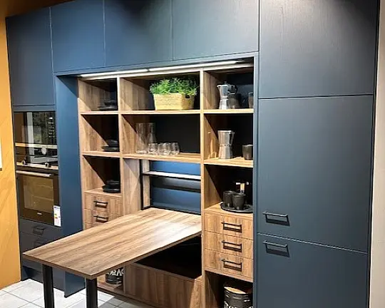 Musterküche aus Koje 19 Wohnkaufhaus Krefeld - AVO Avola